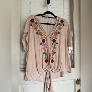 Entro Boho Front Tie Shirt Large